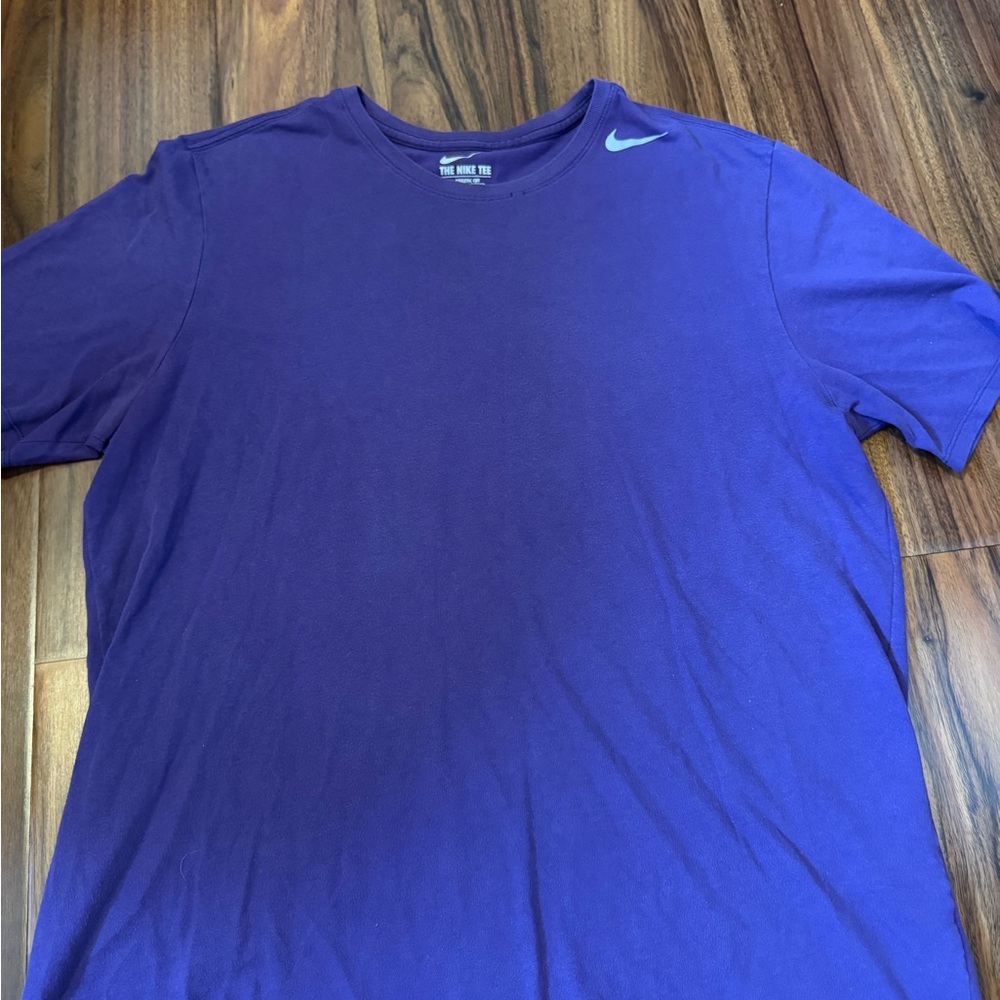 Nike Men's Purple T-Shirt